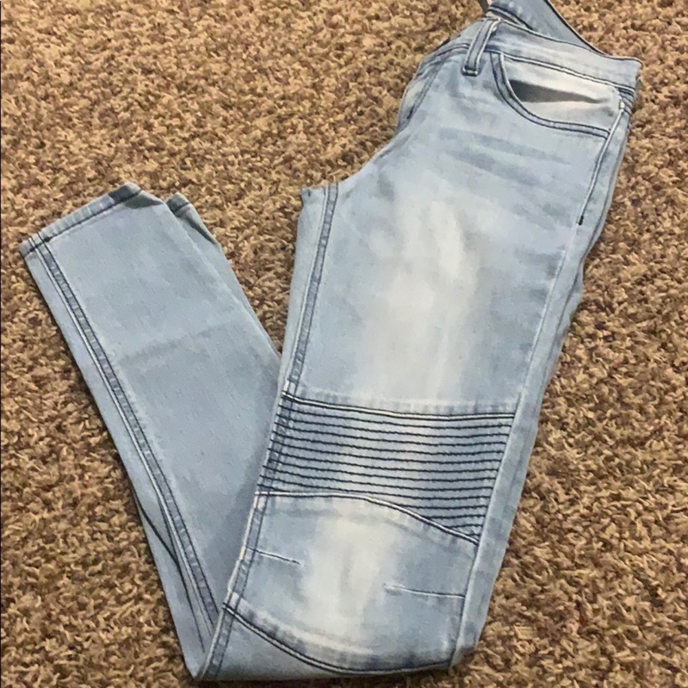 Flying Monkey platinum skinny moto jeans